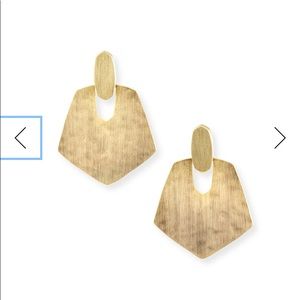 Finch Kendra Scott earrings in Gold